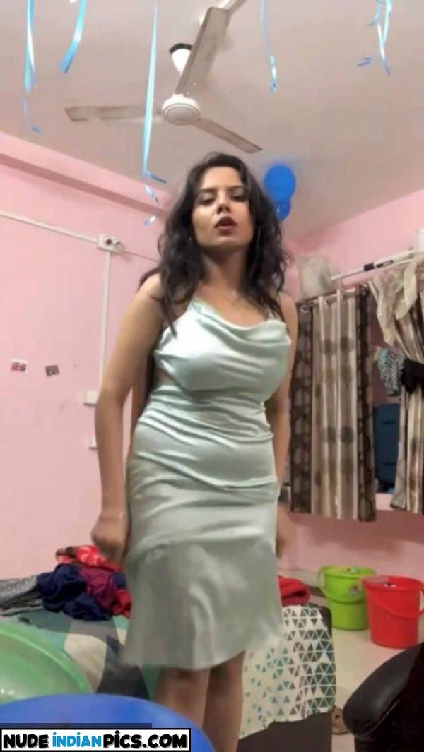 Nude Desi Babe Sunny Leones Porn Pics