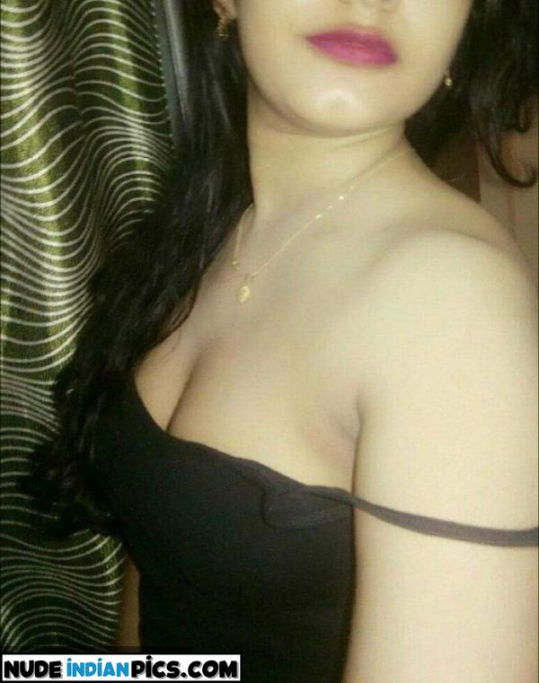 Riya Banglas Sultry Chat19
