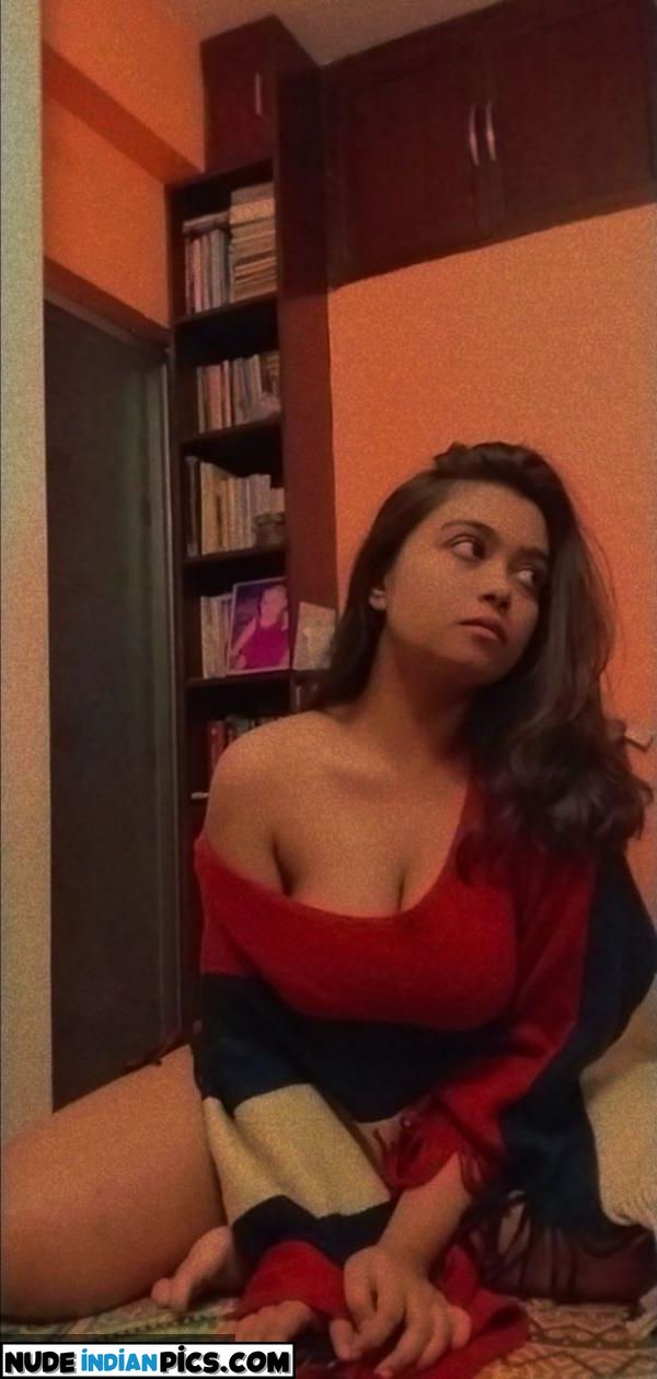 Sexy Desi Babe Adult Naked Selfies