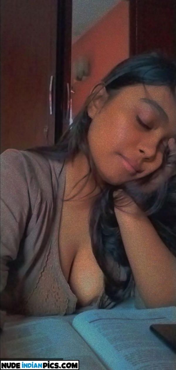 Sexy Desi Babe Desi Instagram Nude