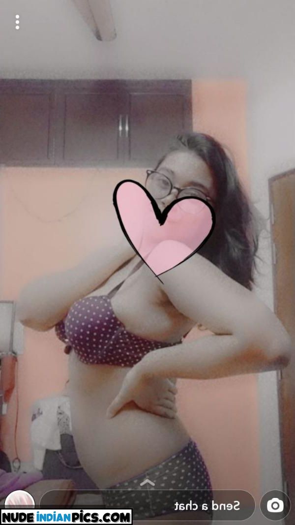 Sexy Desi Babe Desi Onlyfans Nude