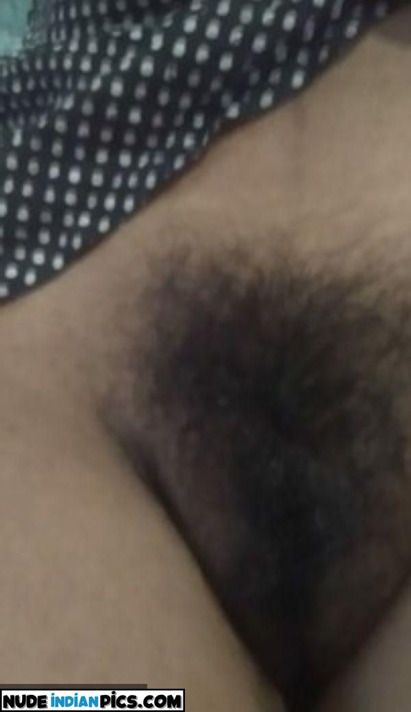 18 Desi Amateur Pinay Nude Selfie