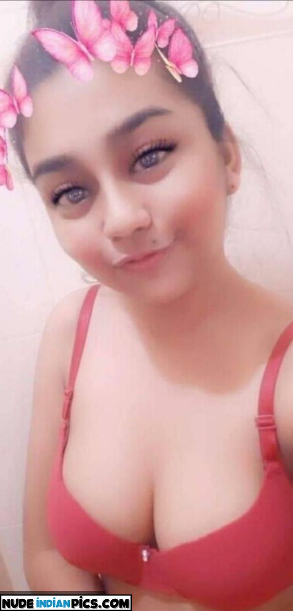 18 Desi Babe Nude Indian College Girl Pic