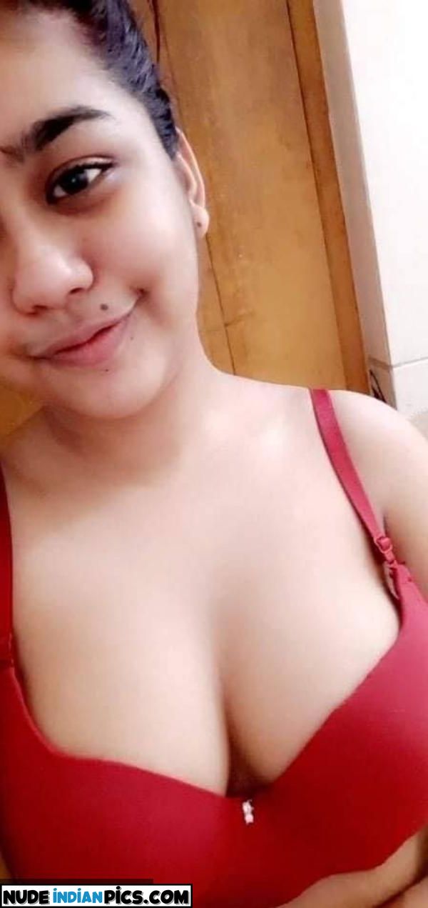 18 Desi Babe Pusssy Pics