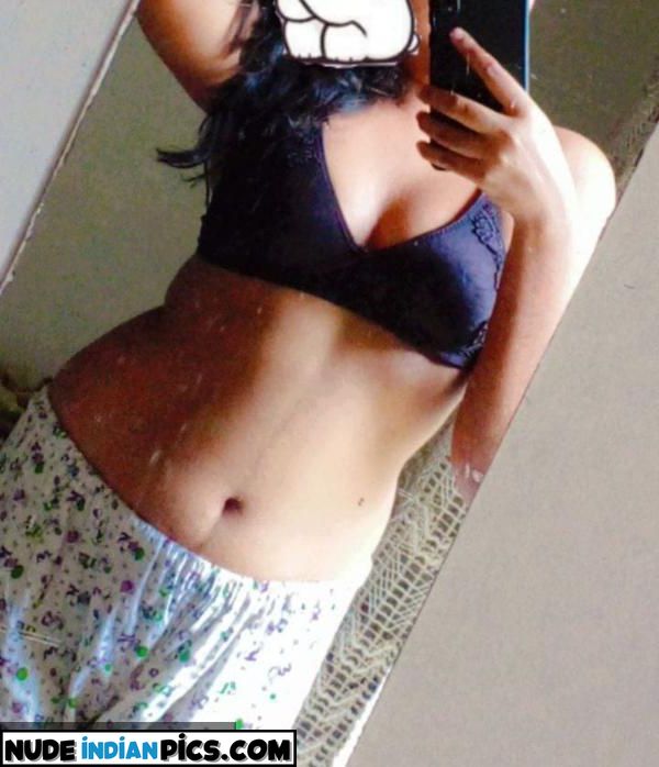 18 Desi Ladki Busty Babes Nude Photos
