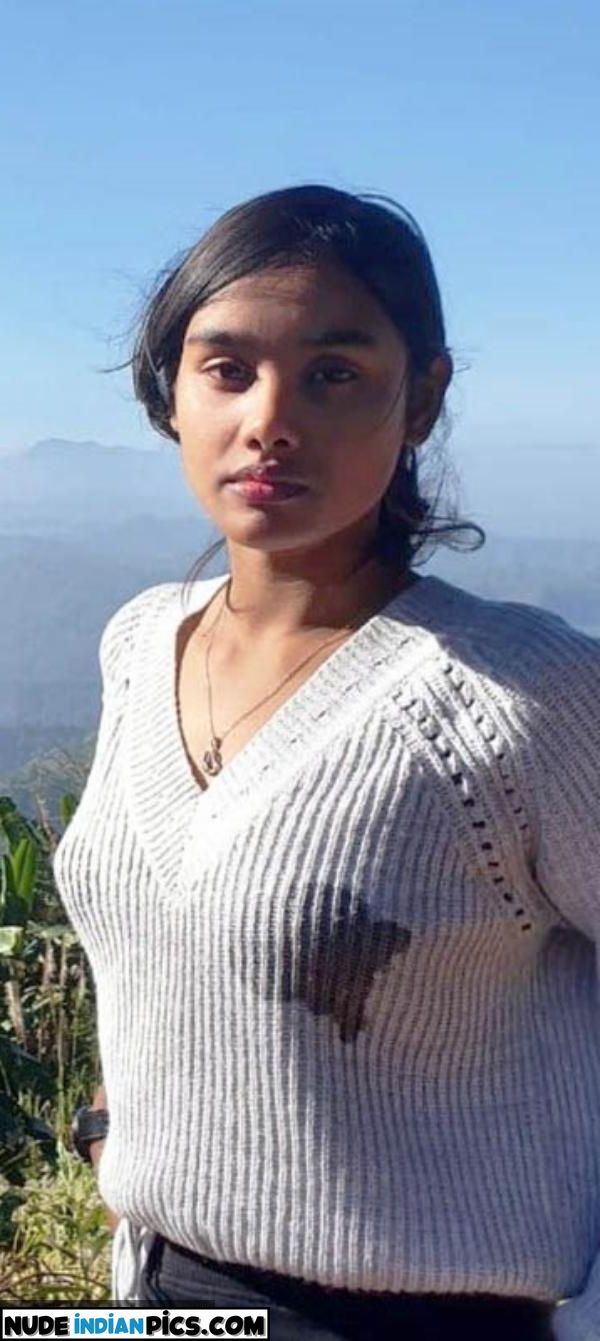 18 Desi Ladki Cunilingus Pics