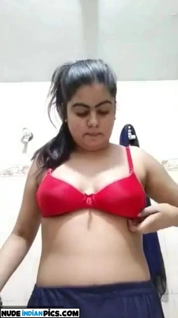 18 Desi Muslim Best Girlfriend Blowjobs