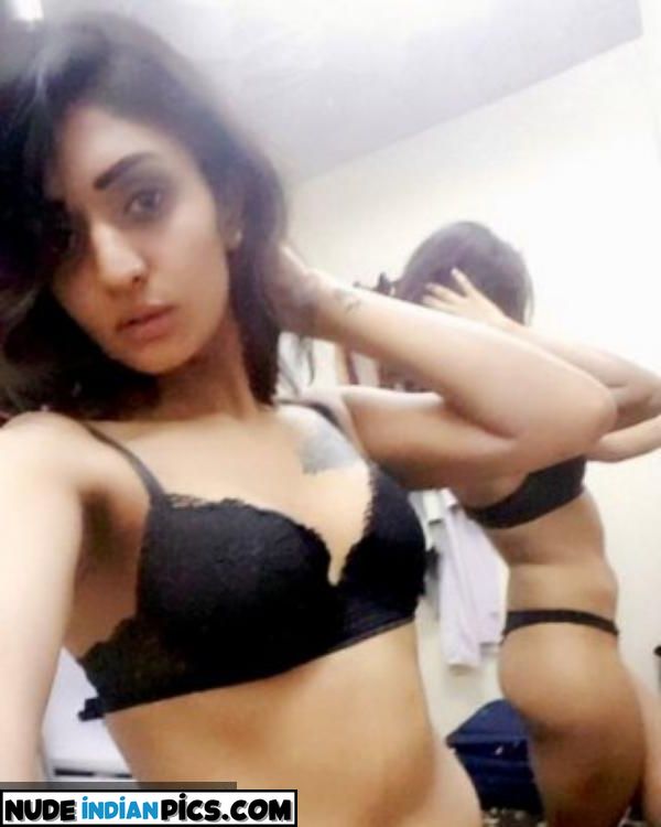 18 Indian Slim Andhra Aunty Big Boobs