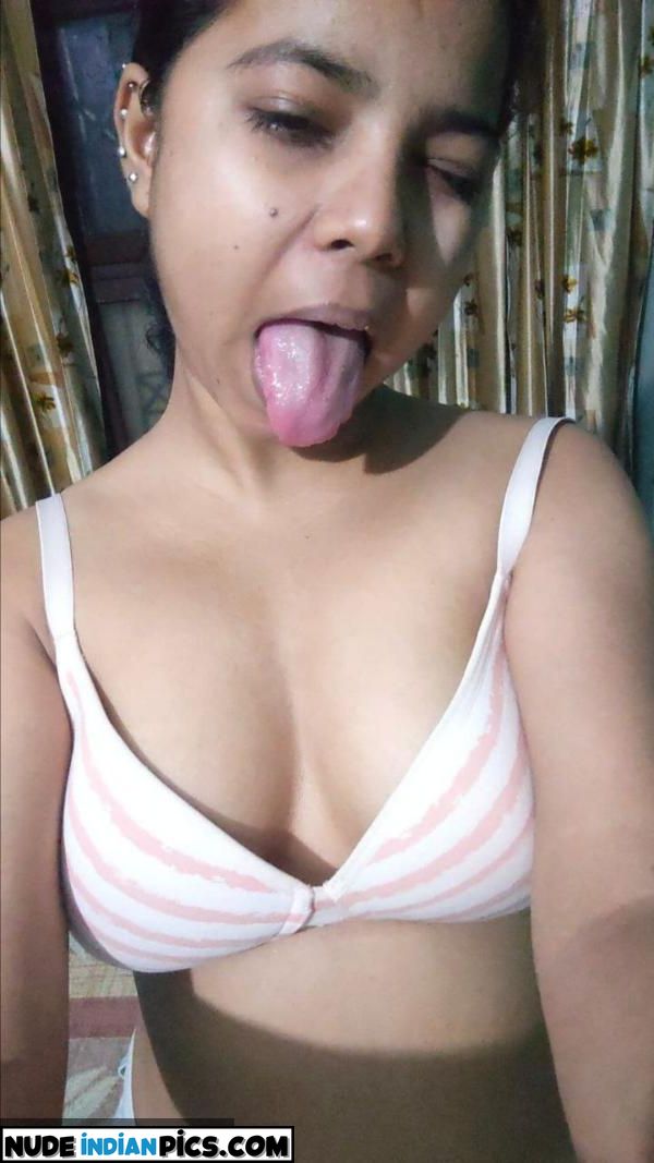20yo Desi Babe Indian Nude Sex Images