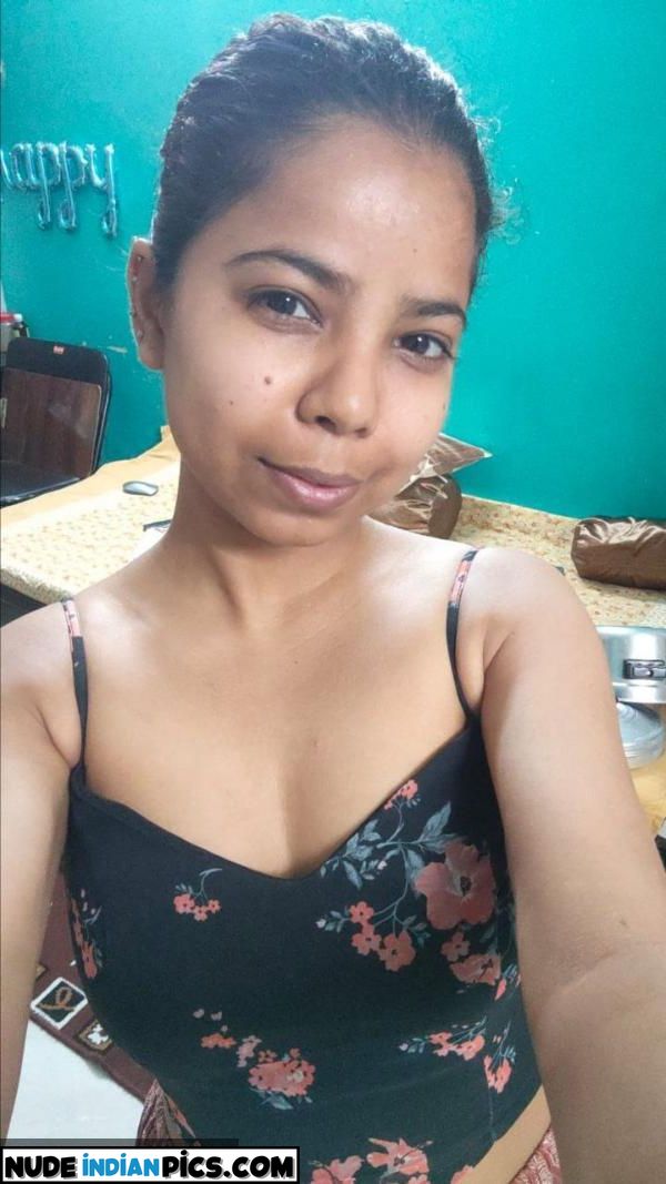 20yo Desi Babe Tamil Girls Nude Pics
