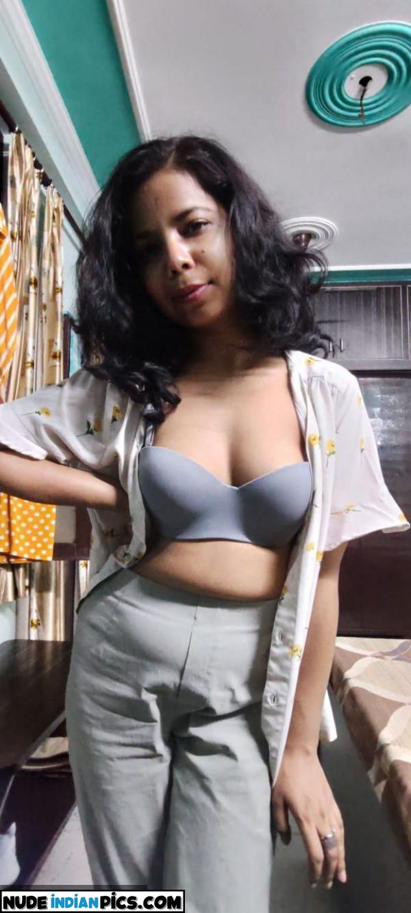 20yo Desi Babe Tamil Nude