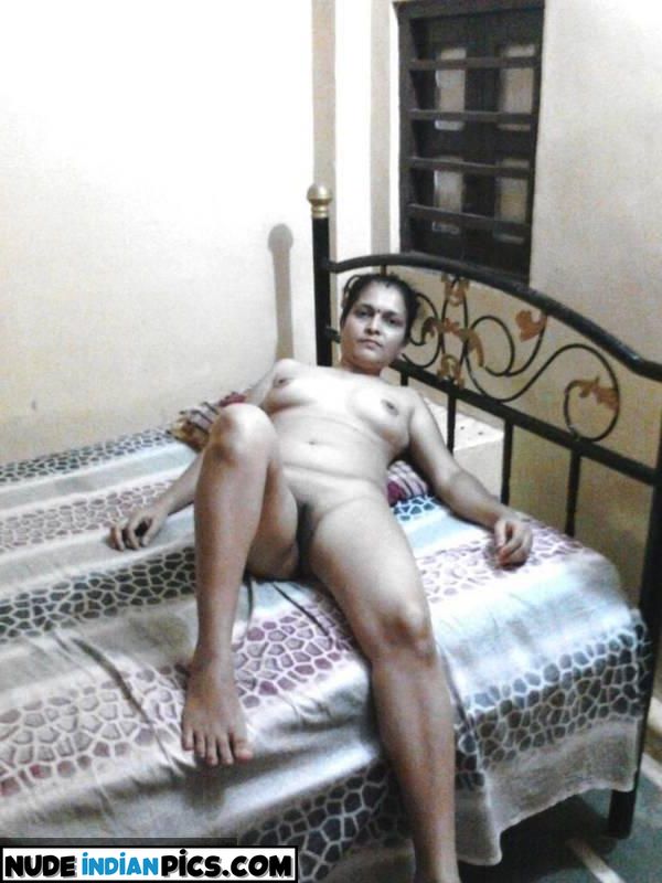 44 Sizzling Mallu Girls Nude Photos