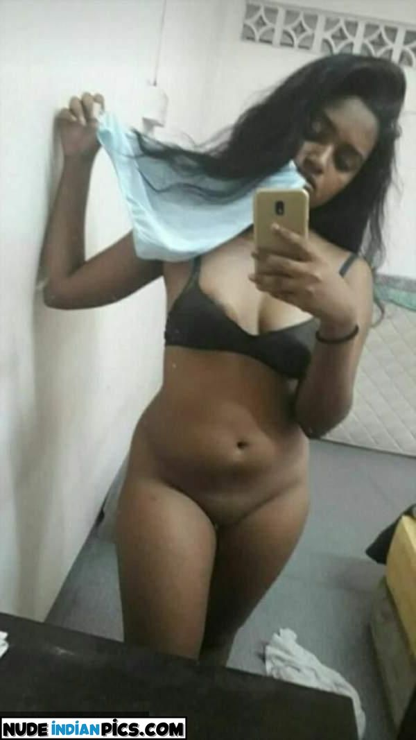 57 Kavita Tamil Married Women Naked Pics