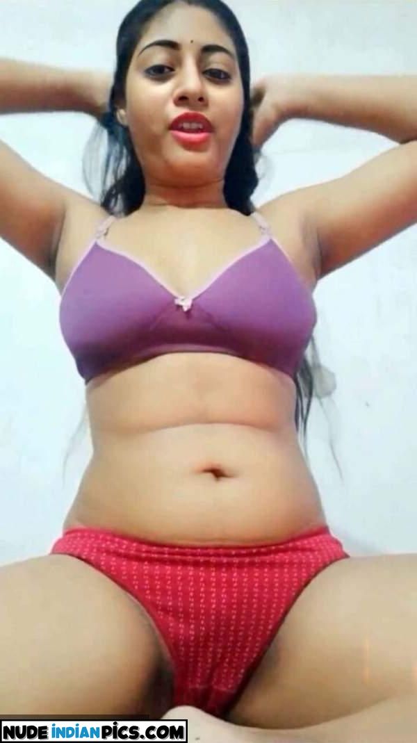 Aashna Bhabhi Ki Nude Bangladeshi