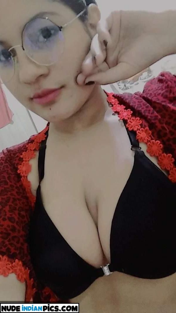 Ananyas Nude Indian Big Assnude