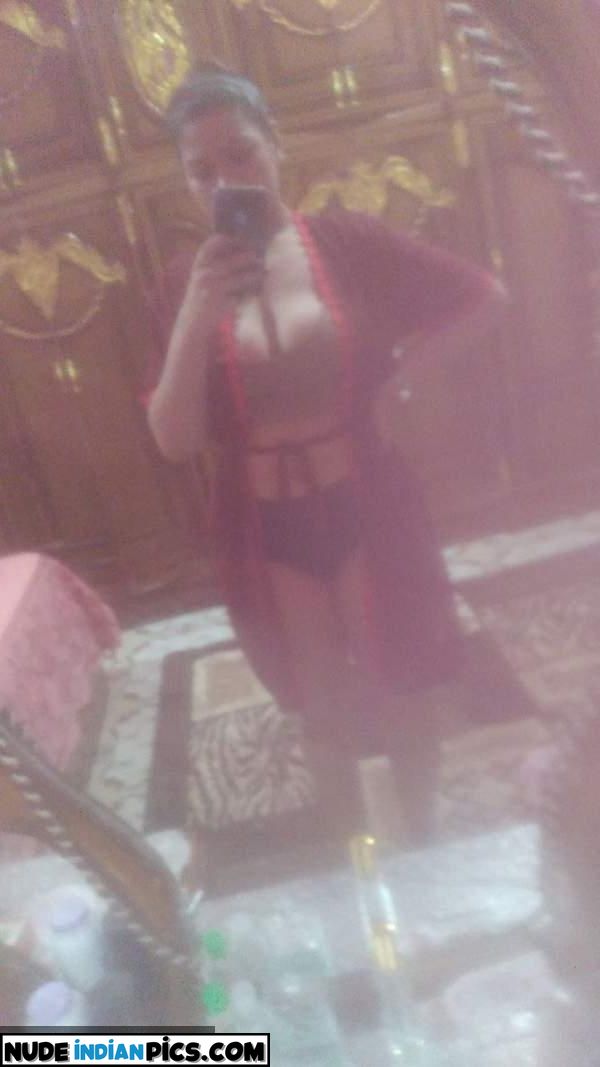 Ananyas Nude Indian Sex Pakistan Pic