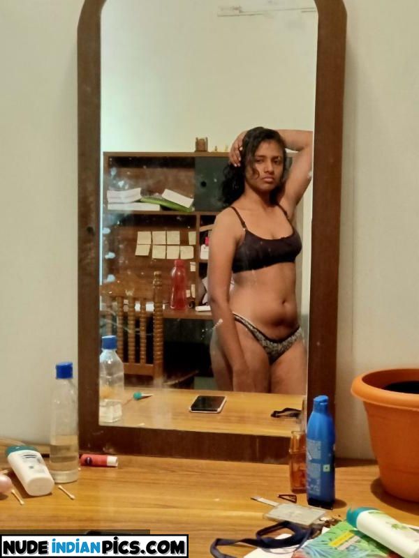 Andhra Ki Desi Indian Pussy Pic