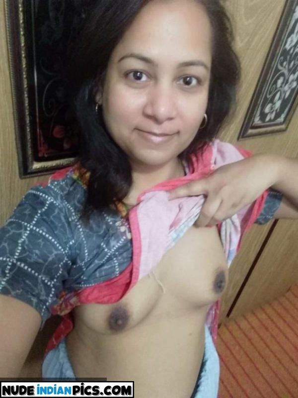 Aneesha Joshis Husband Kinkyindiannude