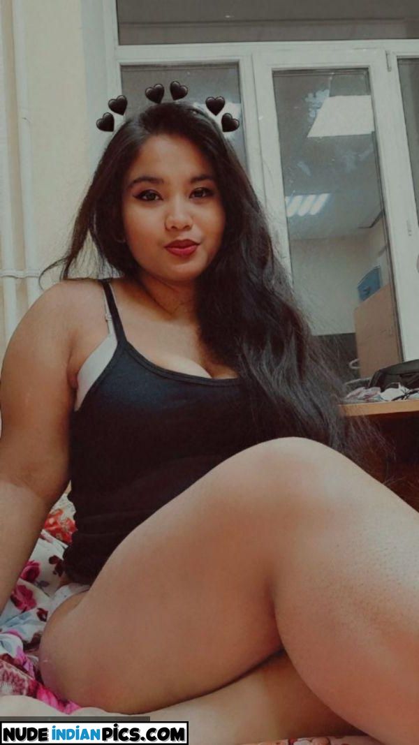 Aparna Das Busty Desi Nude Image