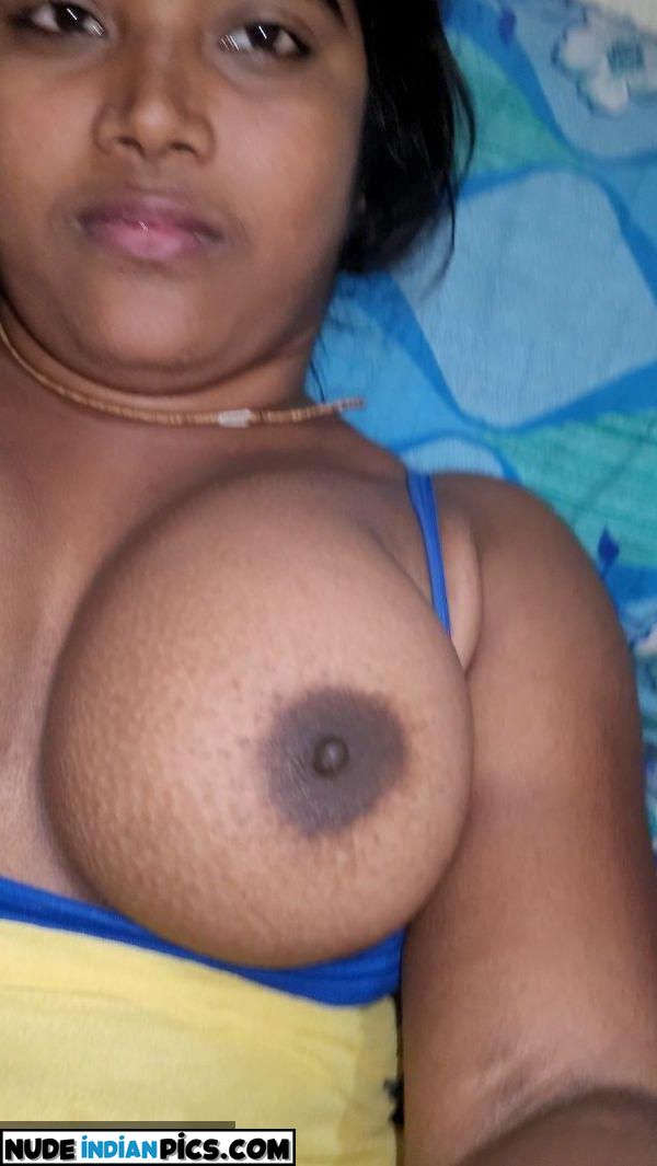Begum Rukhsars Sensational Sex Photos Auntys