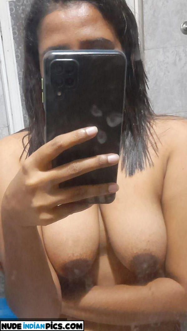 Bengali Beauties Nude Booty Pic Leaked