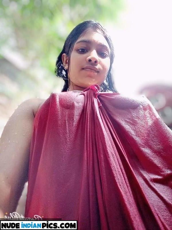 Betiyaan Neeraj Kaur Indian Girl Nude Selfie Photos