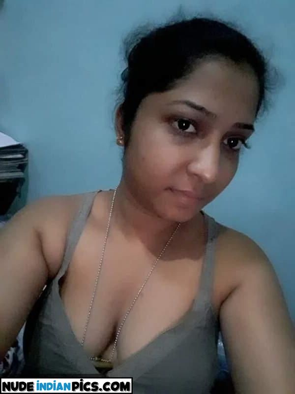 Bhagyashree Telugu Ladki Selfie Porn Pictures
