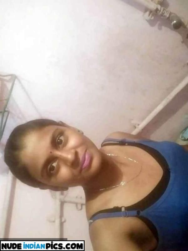 Bhavani Desais Steamy Nude Indian Teen Photo