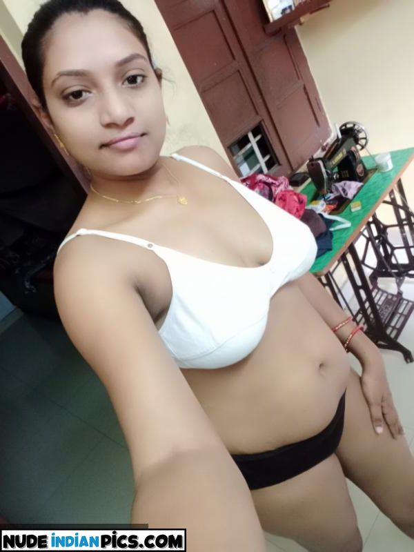 Bhavani Zaveri Marathi Nude Pics Of Indian Girls