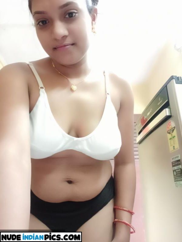 Bhavani Zaveri Marathi Shaved Pusy Photo