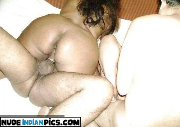 Bhavna Aur Nalini Desi Girl Naked Pics