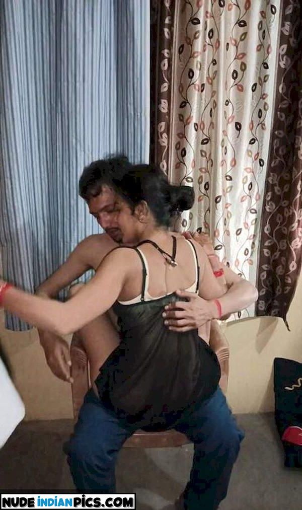 Bhavna Aur Nalini Nude Photo Big Boobs