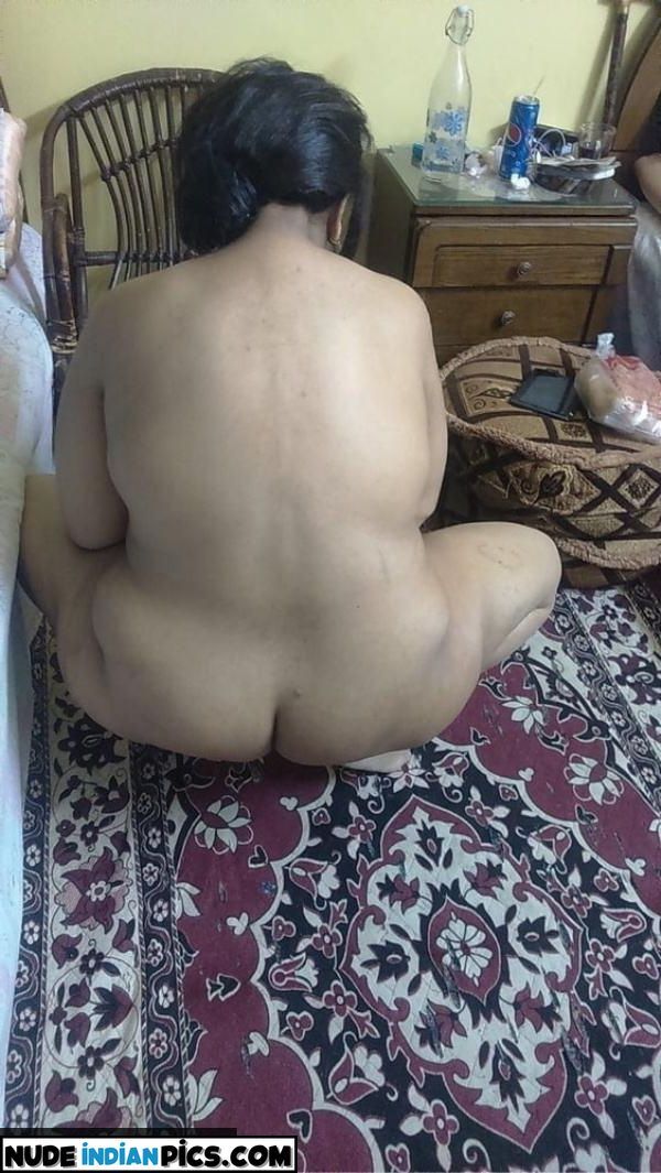 Bhavna Aur Ruchita Butt Selfie Nude