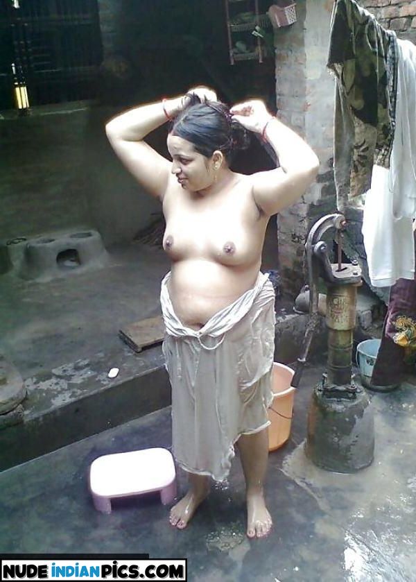 Bhavna Aur Ruchita Nude Selfie Big Tits