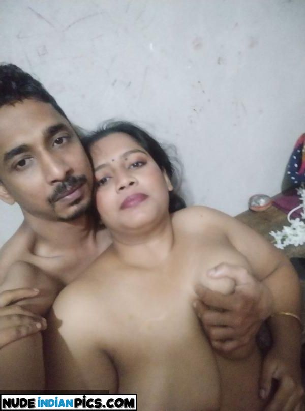 Bhavna Bhushans Chennai Hot Romance Indian Couple