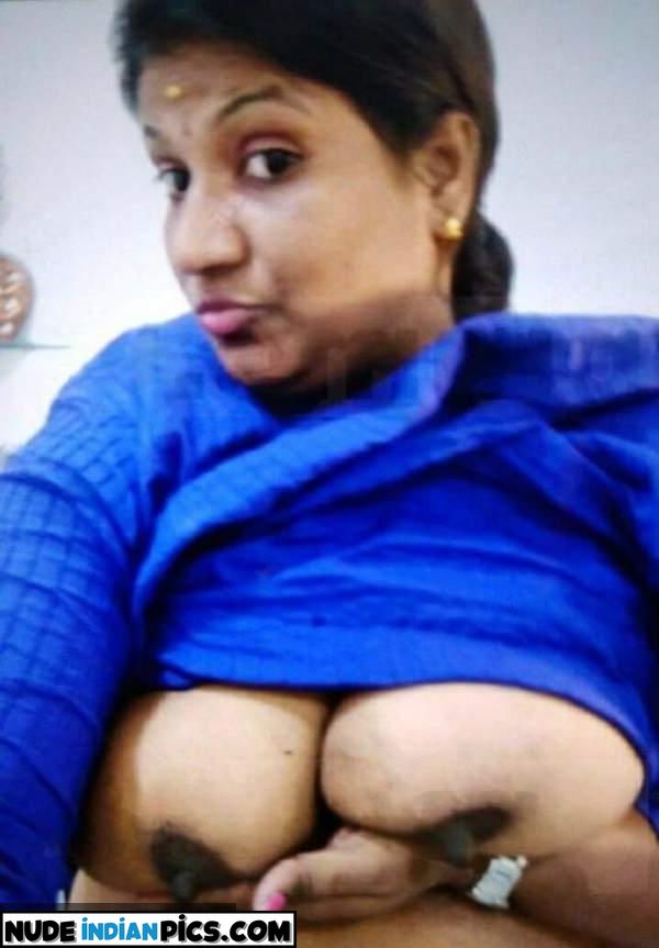 Bhavnas South Indian Horny Moms Snapchat