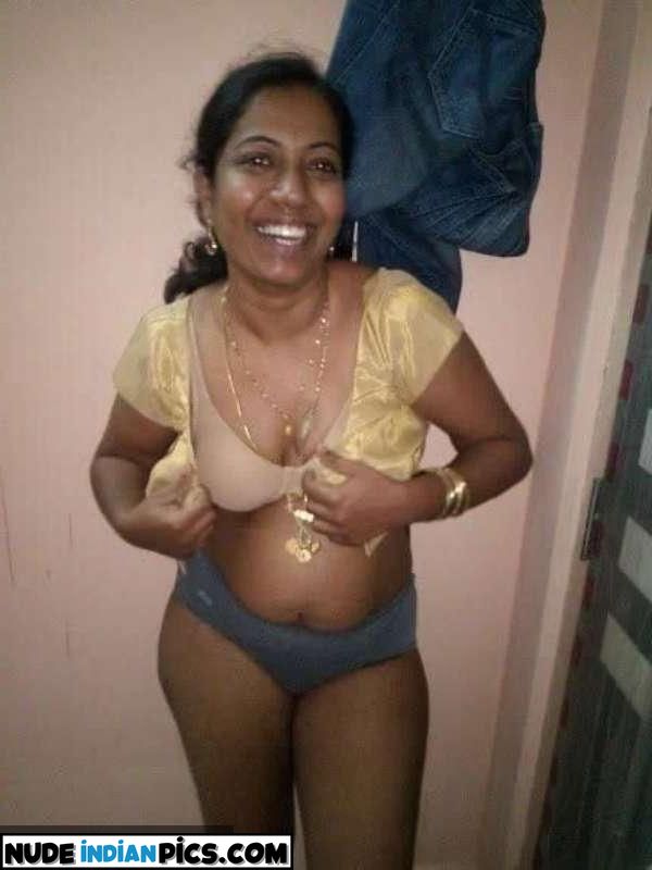 Bhavya Malayali Chammak Horney Indian Sex