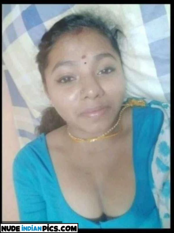 Bhavya Malayali Chammak Indian Bhabhi Nude Photos