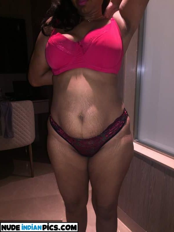Bhavya Mallu Didi Indian Bbw Nude Photos
