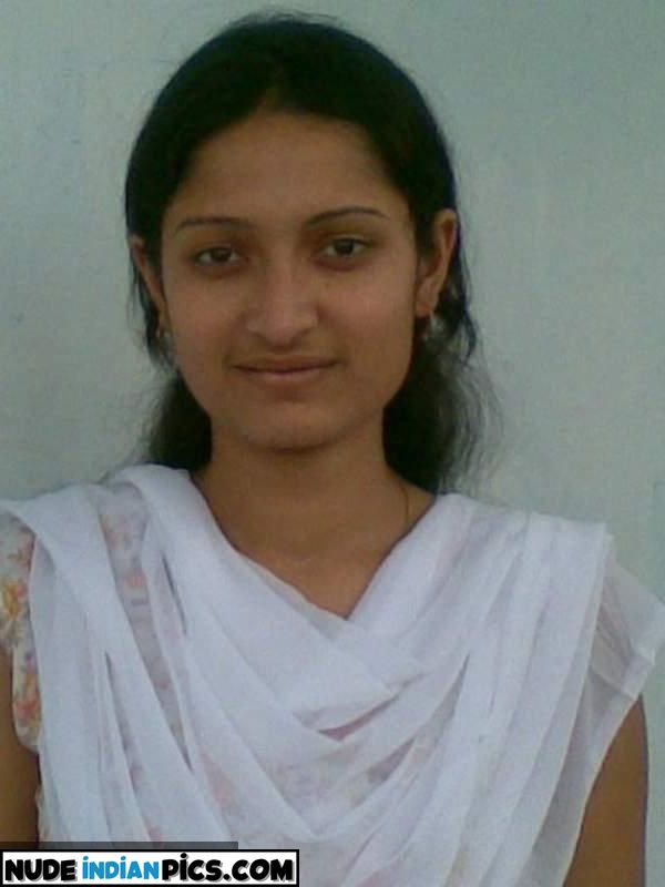 Bhavya Nude Pics Indian Girl Shaved Pussy