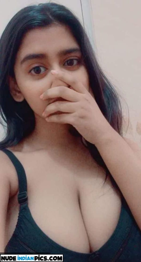 Bhavyas Desi Doodh Couples Nude Photoshoot