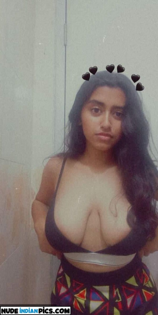 Bhavyas Desi Doodh Naked Indian Teen