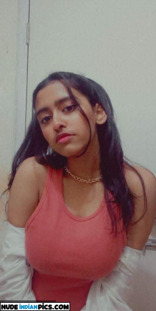 Bhavyas Desi Doodh Pakistani Nude Leaked