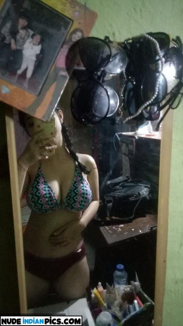 Bold Indian Bhabhi Antarvasnapic
