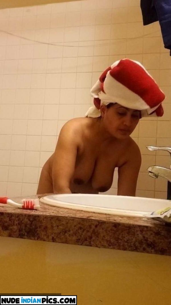 Bold Indian Bhabhi Sex And Naked Pics