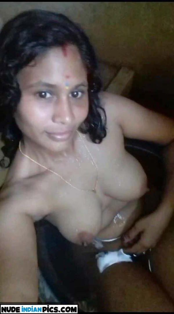 Bold Telugu Bhabhi Indian Nude Girls Pic