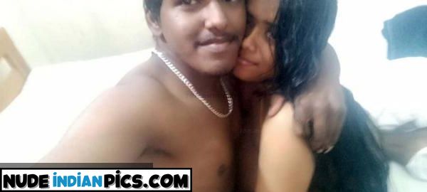 Bold Telugu Bhabhi Nude Desi Aunty Pic