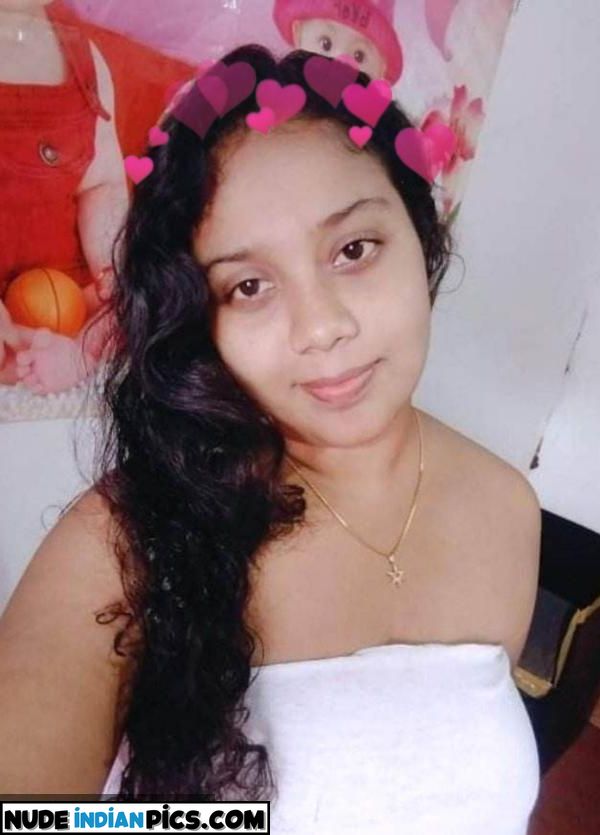 Bulbul Chhotanis Desi Pussy Selfie Pics