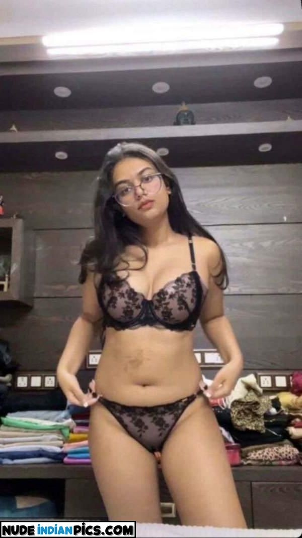 Busty Desi Model Tamil Porn Photos
