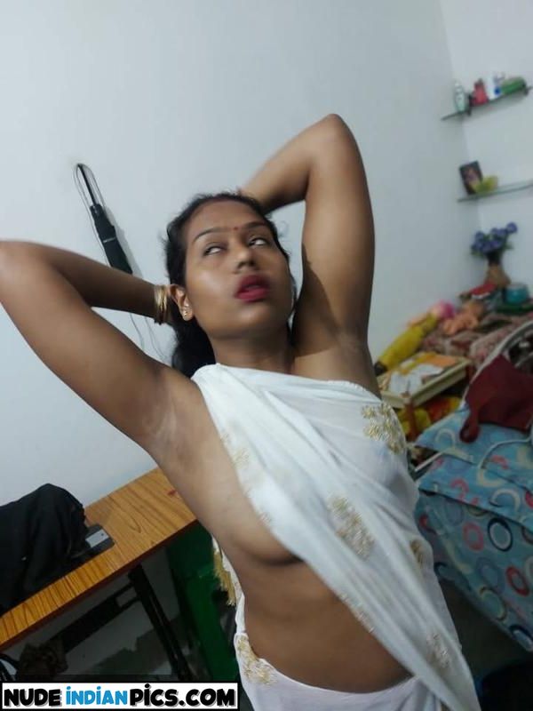 Chennai Behen Priyanka Nude Selfies 2024